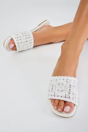 Amozae-Always Carefree Flat Sandals - White