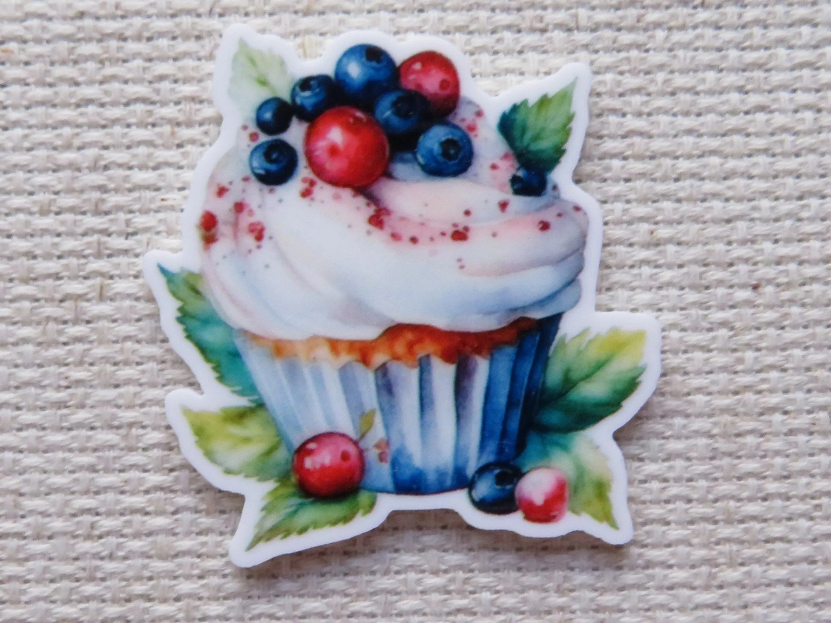 Blueberry Cupcake Needle Minder, Cover Minder, Magnet