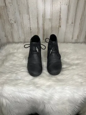 Boots Ankle Heels By Toms  Size: 8