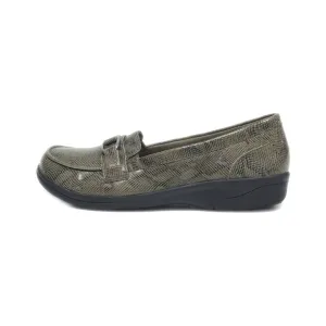 Clarks Loafers Leather Grey Colour For Women