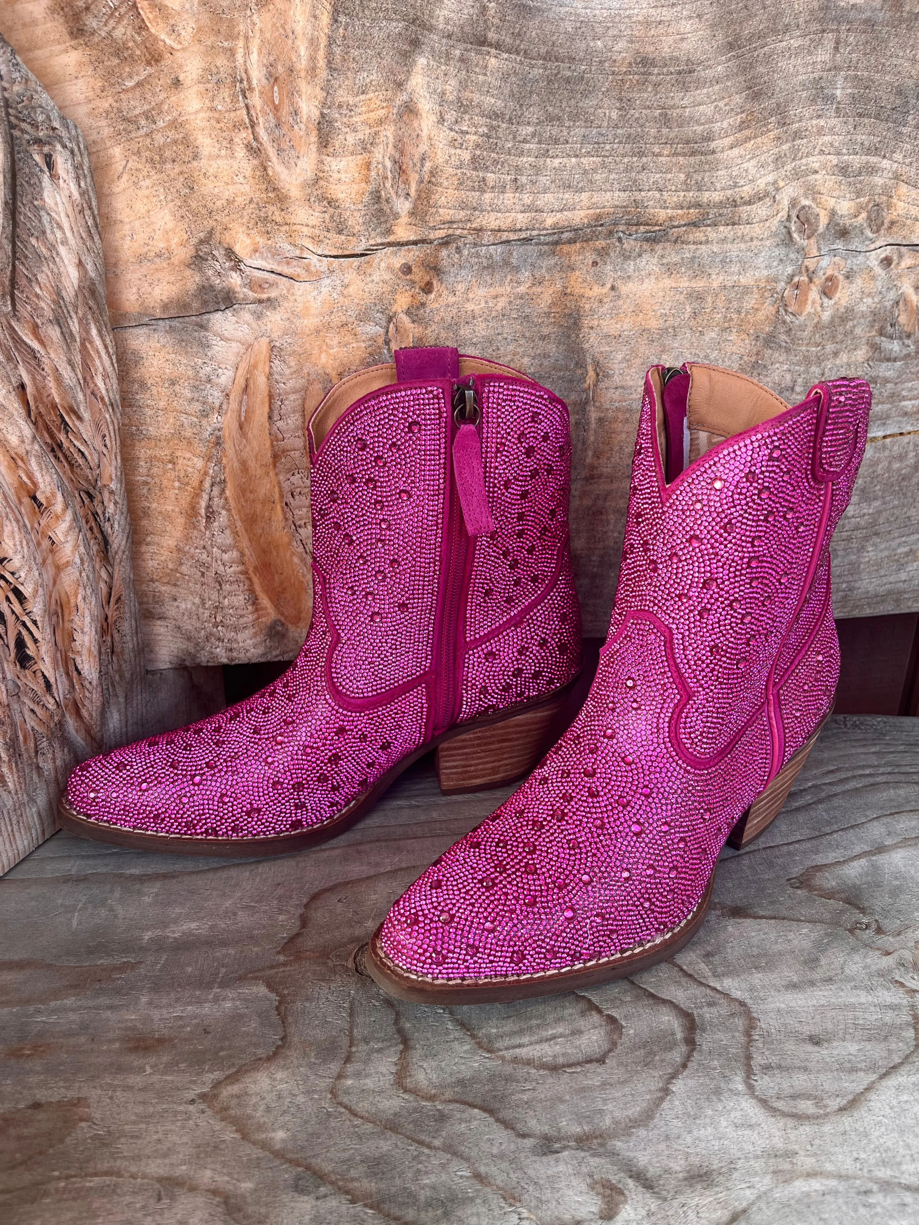 Dingo Women's Fuchsia Rhinestone Cowgirl Ankle Booties DI577-PNK