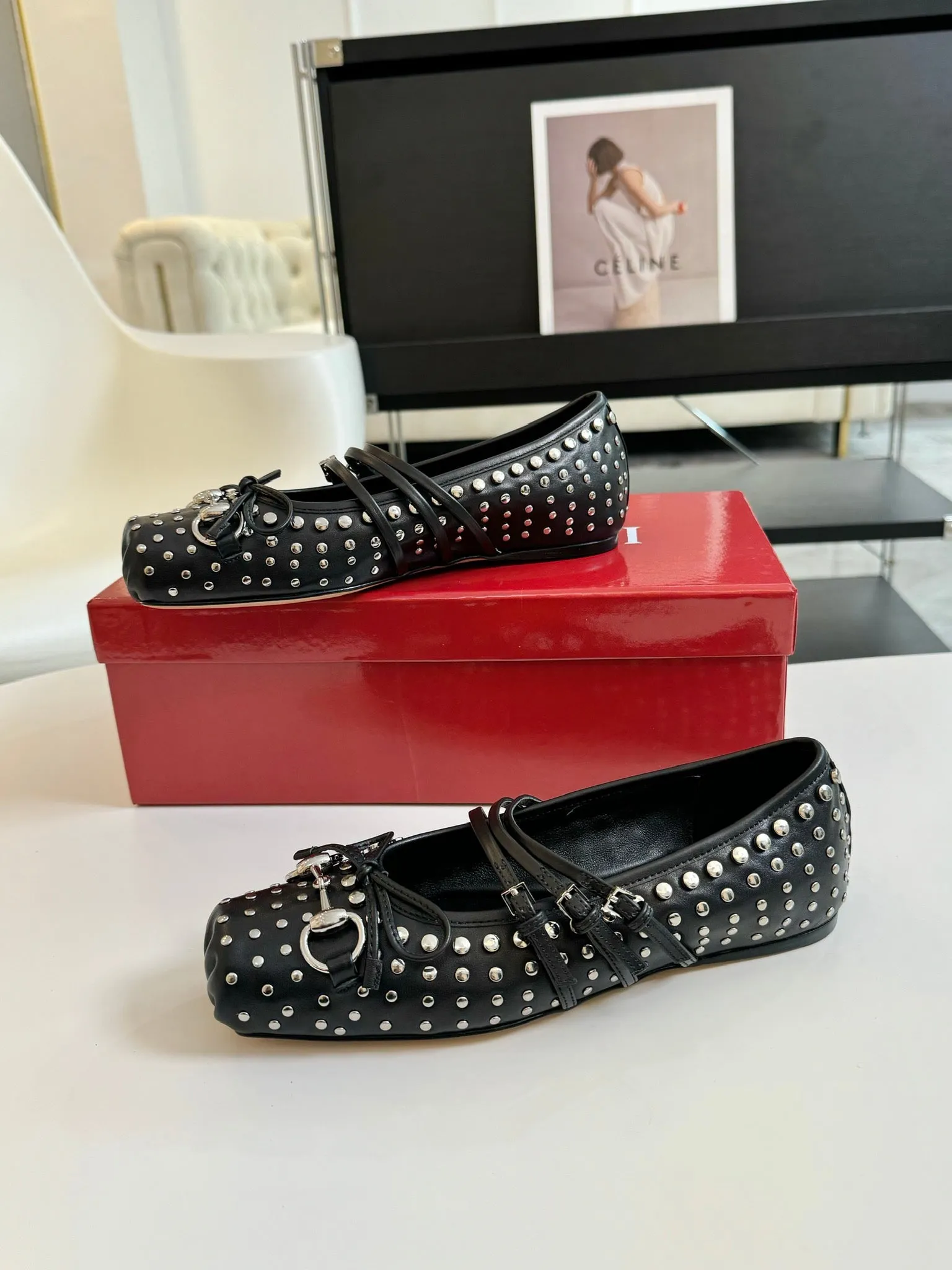 GG RIVETS BALLET FLAT BLACK HORIZONTAL STRAPS LAMBSKIN