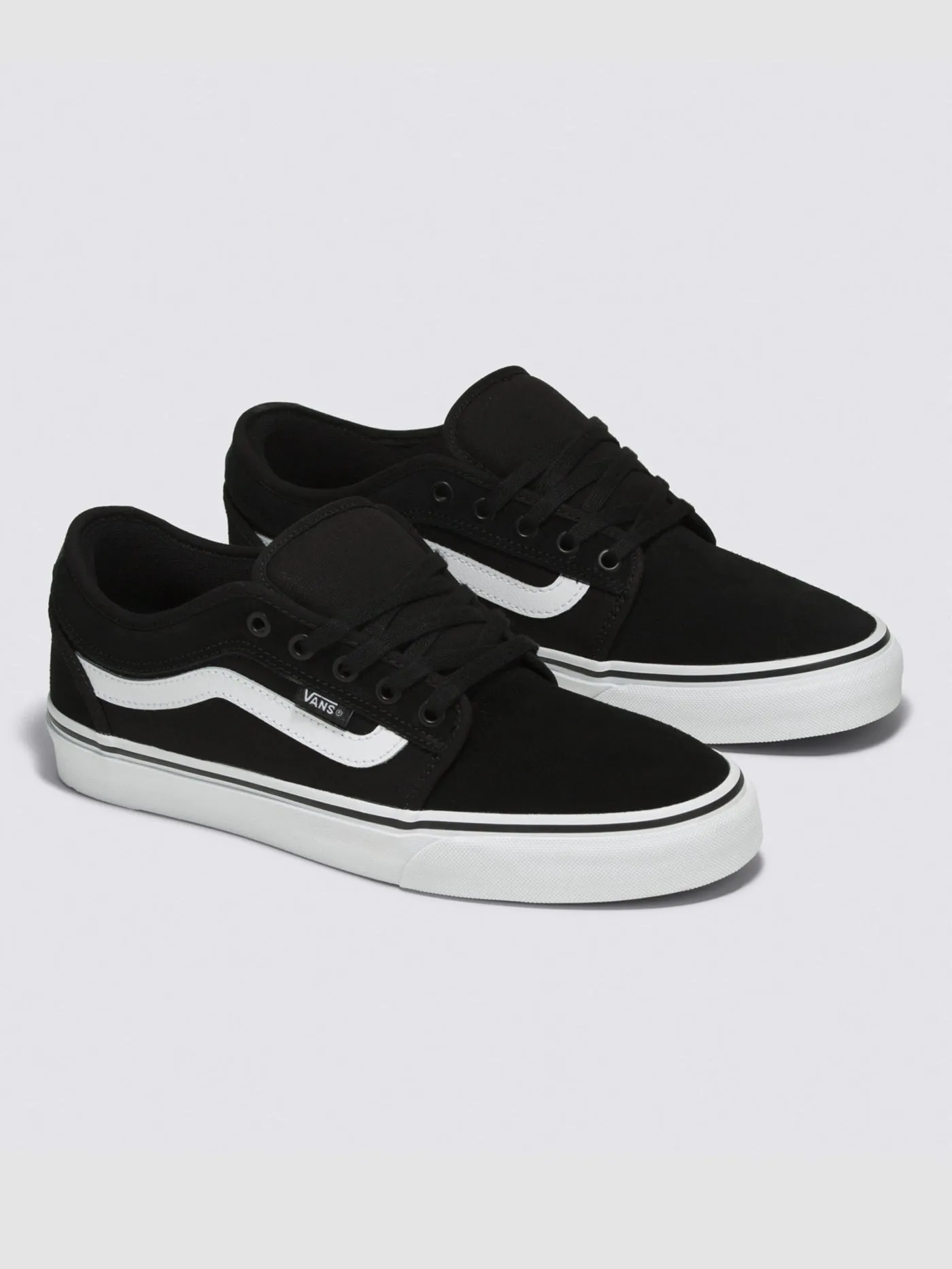 Skate Chukka Low Sidestripe Black/White Shoes