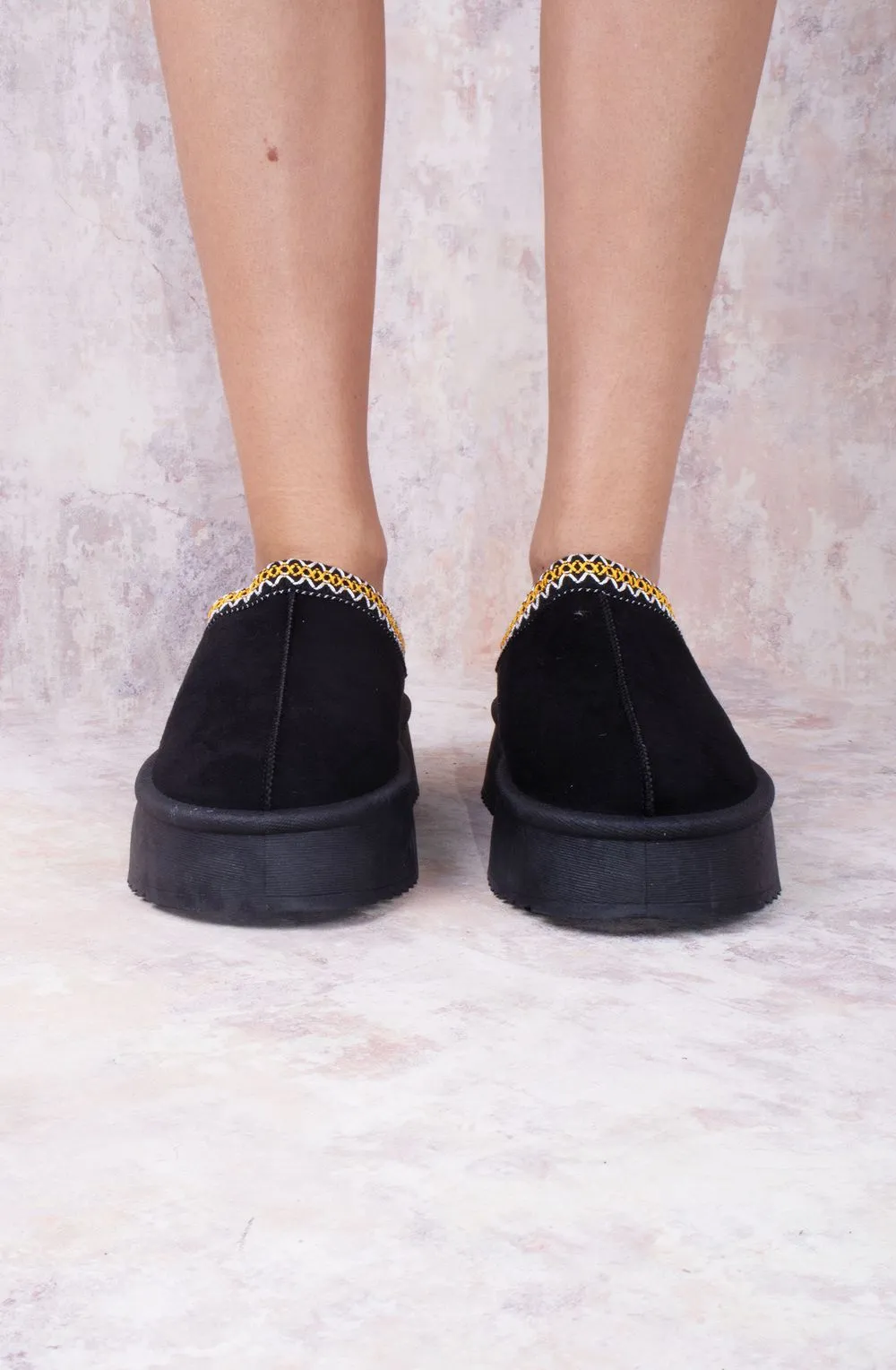 Vanilla Suede Embroidered Chunky Platform Slippers Shoes - Black