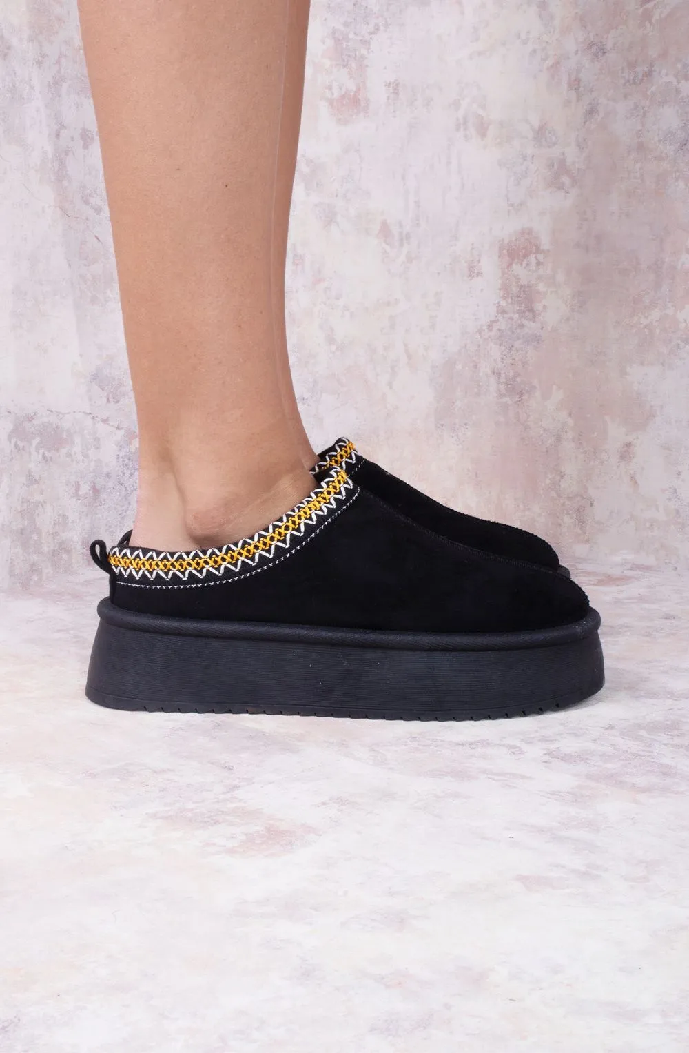 Vanilla Suede Embroidered Chunky Platform Slippers Shoes - Black