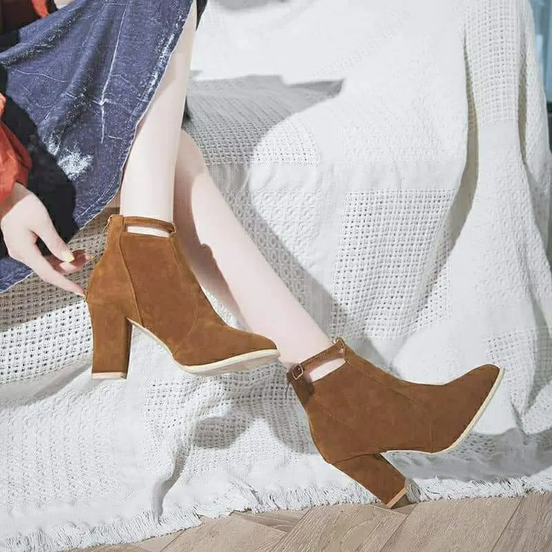 Women's Retro Fashion Ankle Boots With Thick High Heels - A18